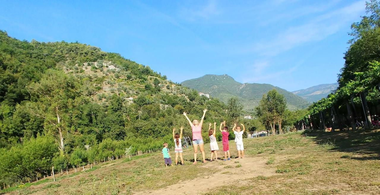 Agricamping Ponteraggio N.1 Hotel Dolceacqua Kültér fotó