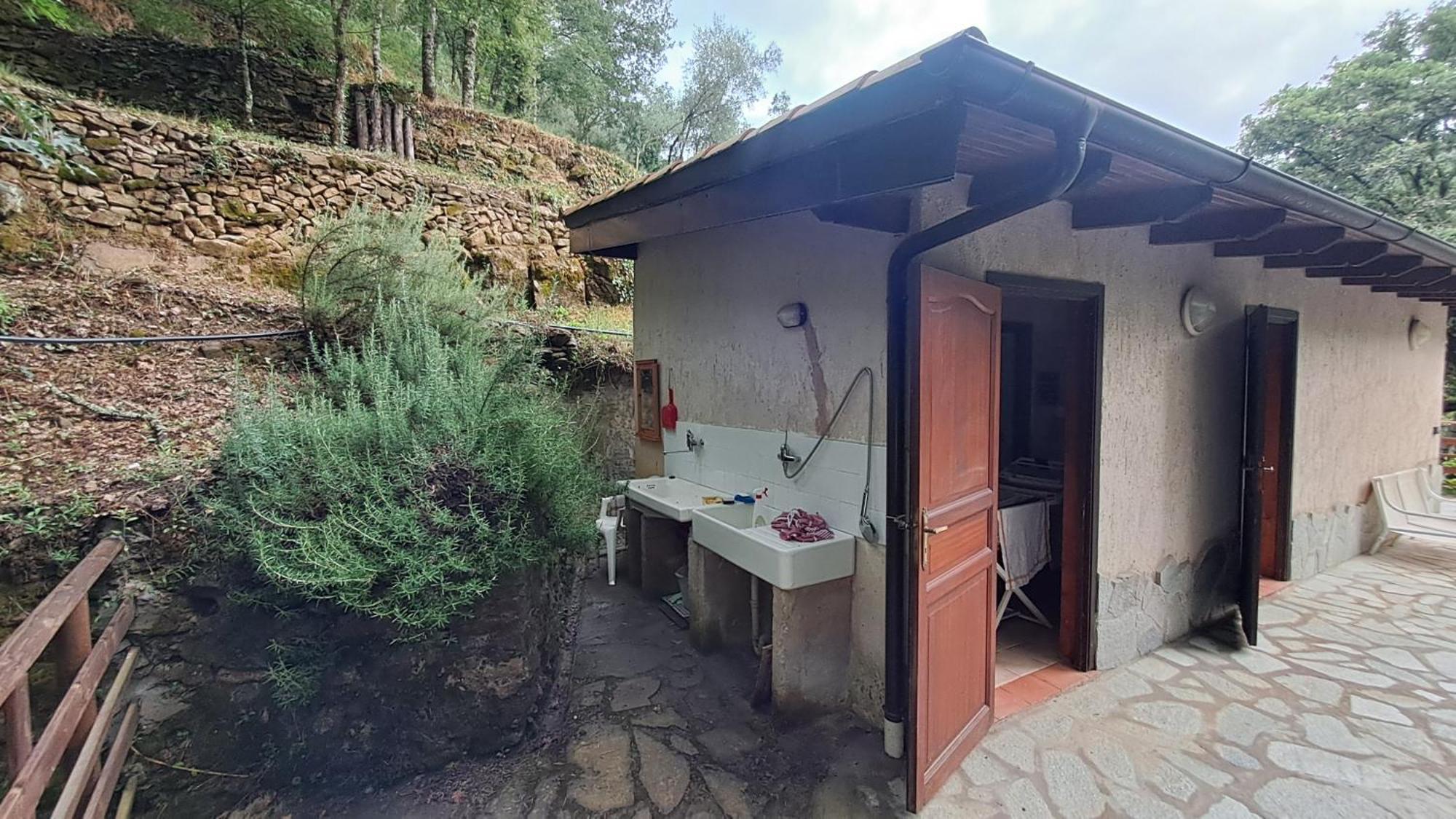 Agricamping Ponteraggio N.1 Hotel Dolceacqua Kültér fotó